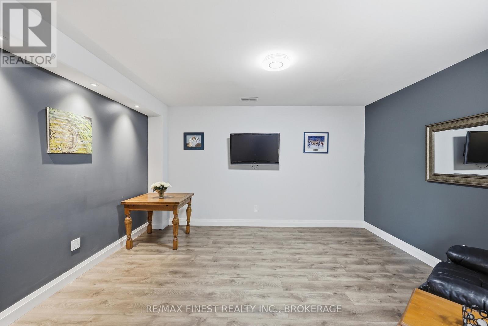 386 NALON ROAD - Image 29