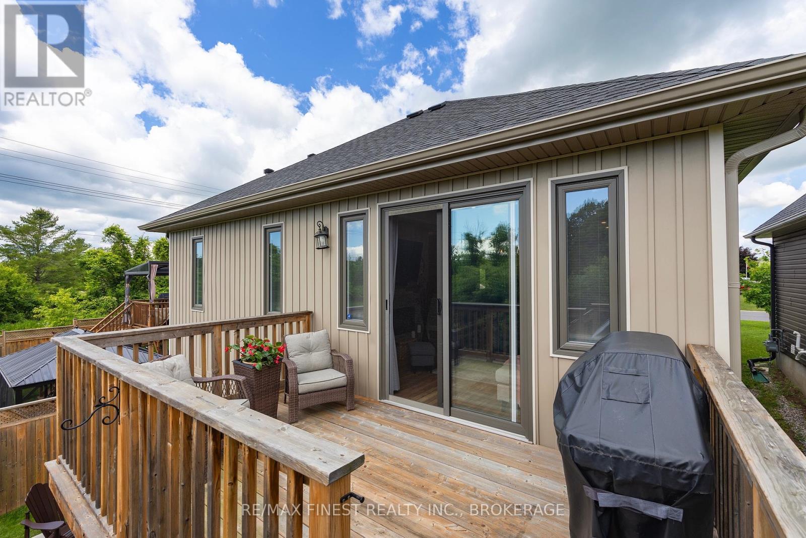 386 NALON ROAD - 35