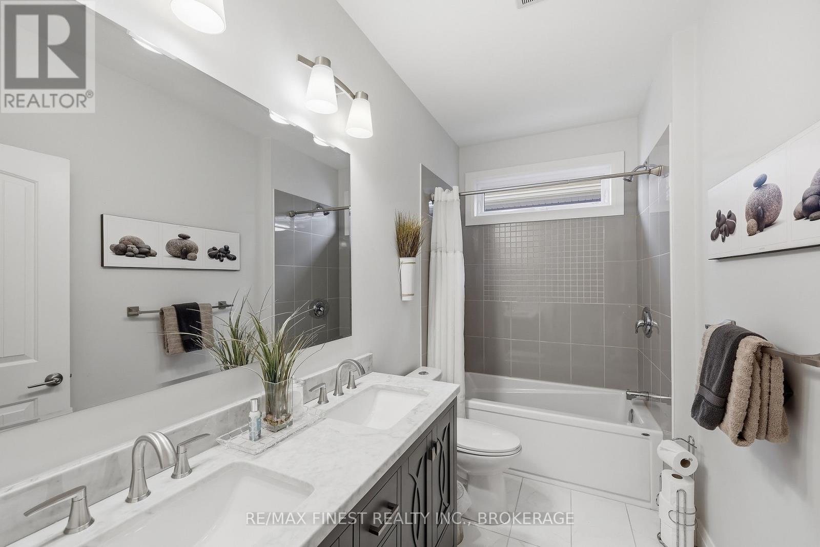 386 NALON ROAD - 7