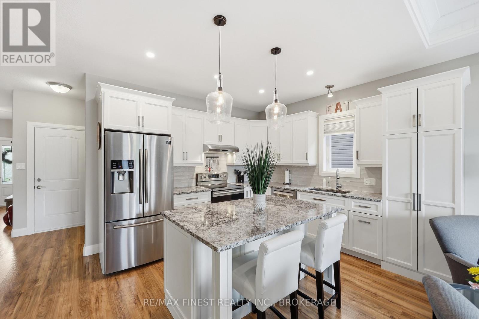 386 NALON ROAD - 9