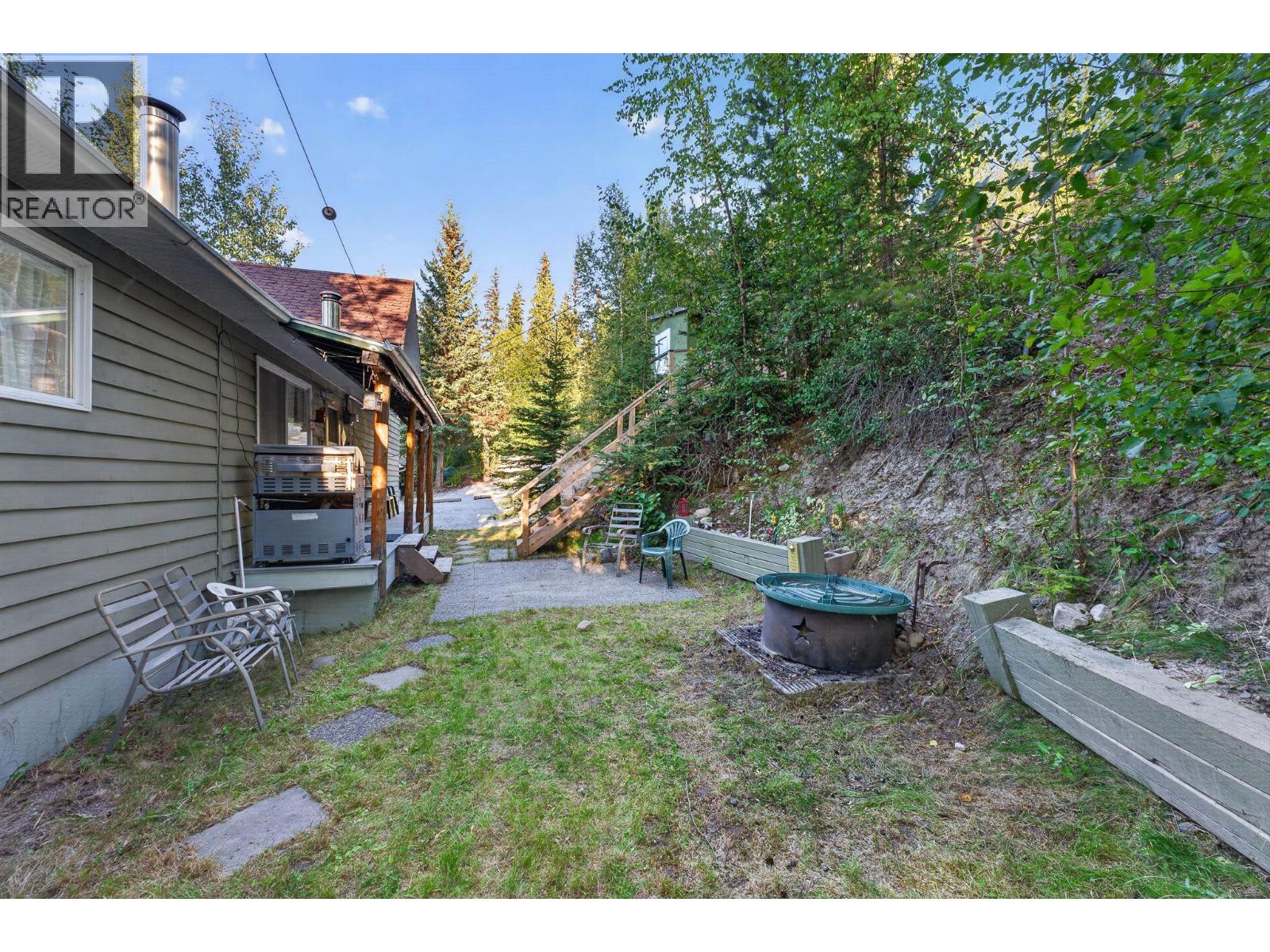 52200 LLOYD DRIVE, Cluculz Lake