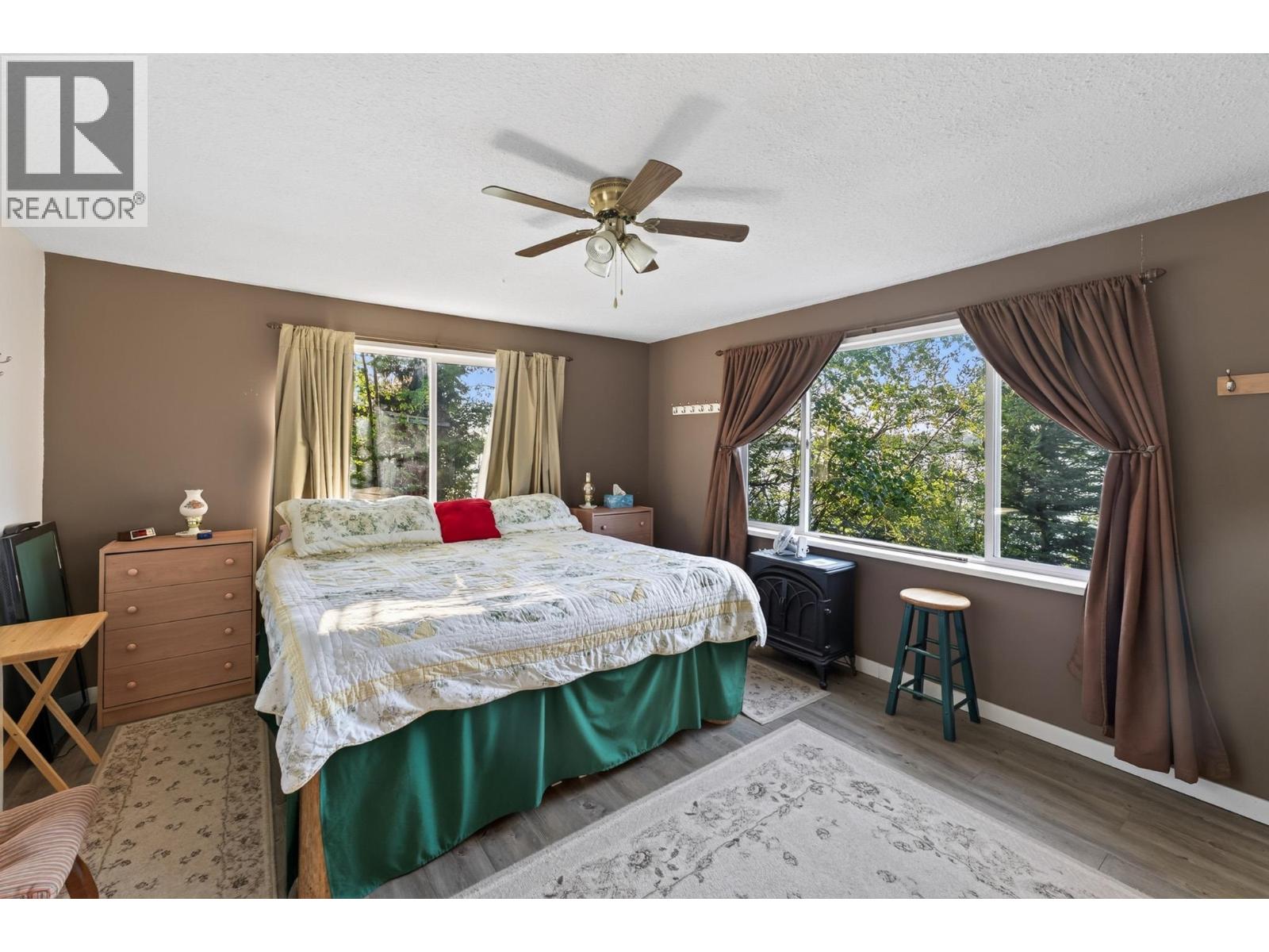 52200 LLOYD DRIVE - 13