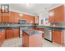 Dining room - 38 Eiffel Boulevard, Brampton, ON L6P1W3 Photo 13