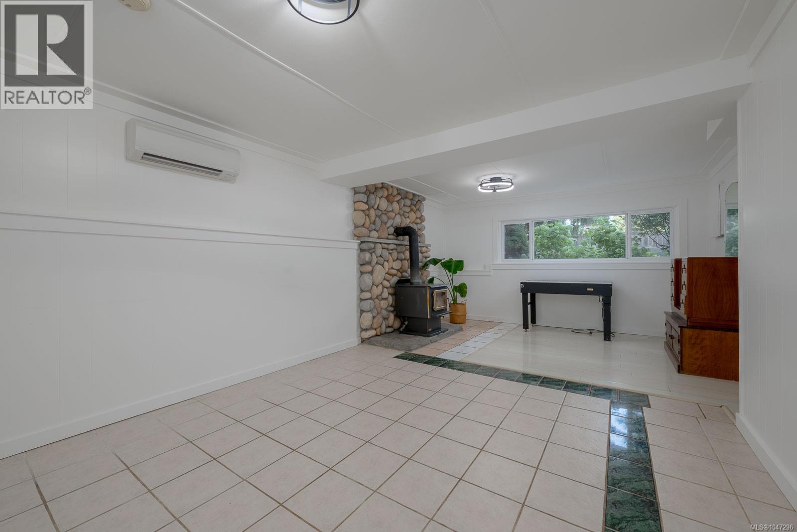 1574 MacMillan Rd - 21
