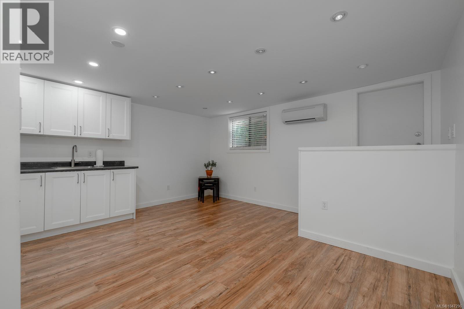 1574 MacMillan Rd - 29