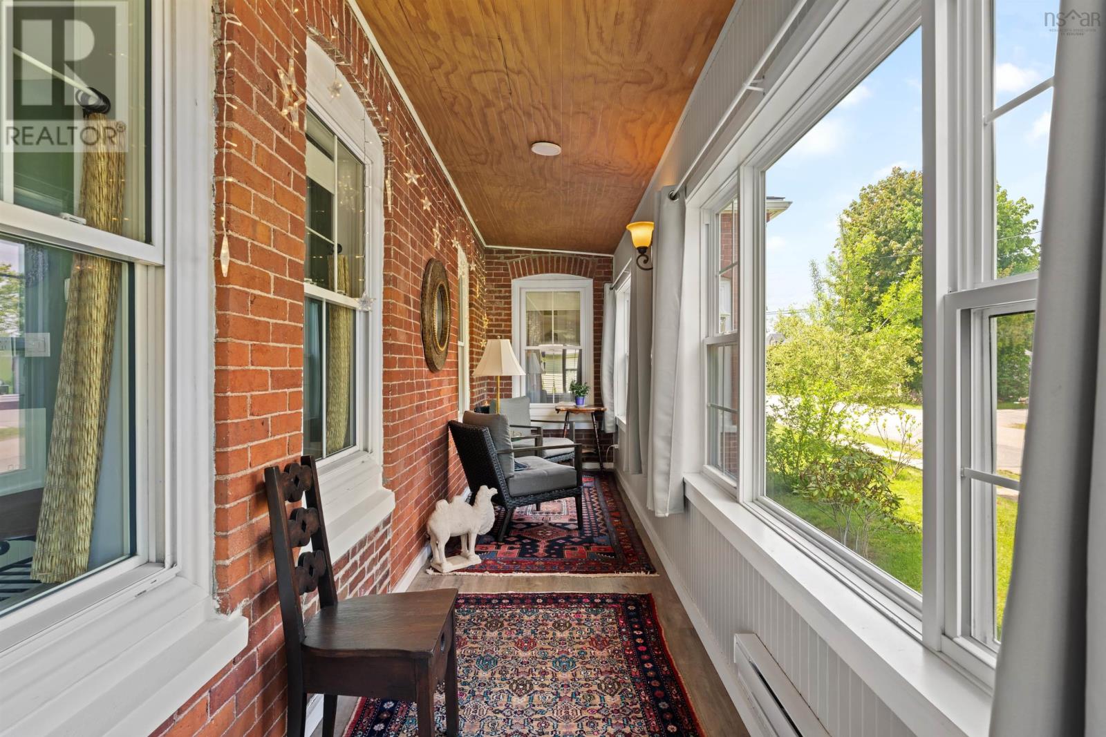 32 Washington Street - Image 31