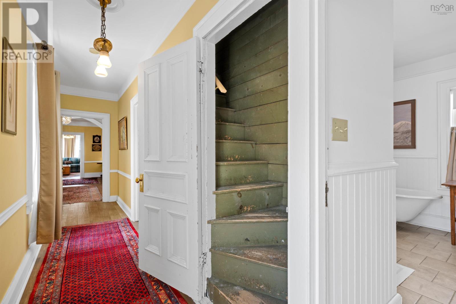 Property 43 of 50 of 32 Washington Street