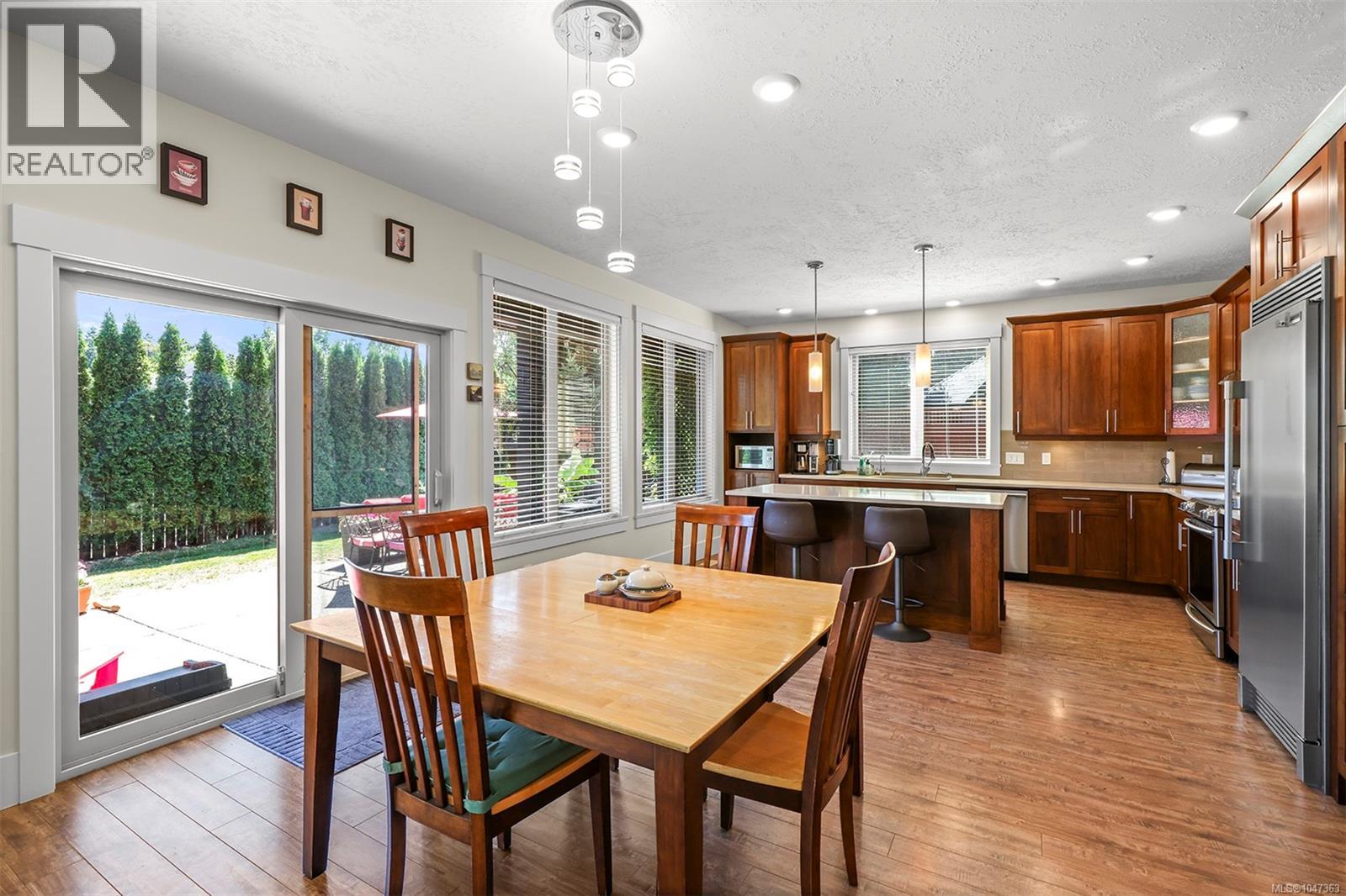2967 Cascara Cres - 14