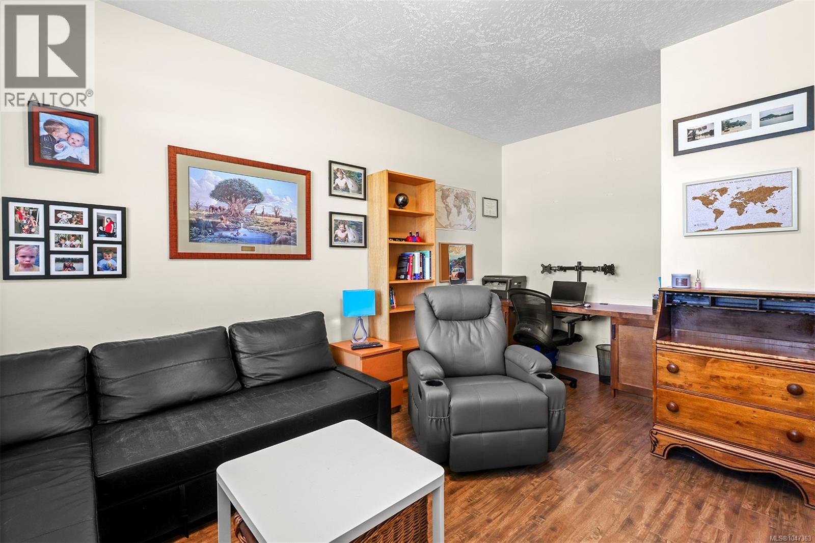 2967 Cascara Cres - 19