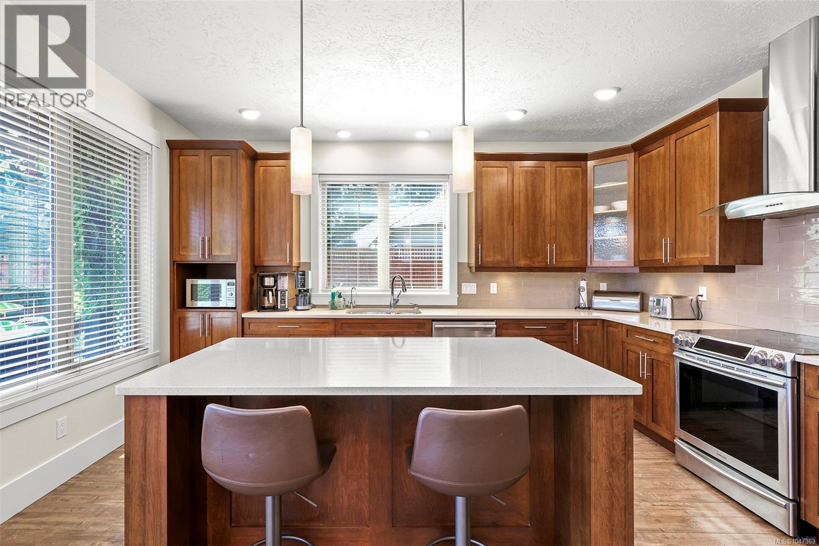 2967 Cascara Cres - Image 6