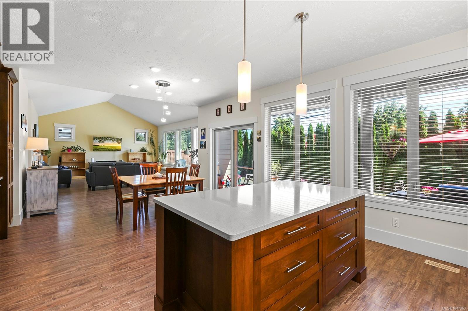 2967 Cascara Cres - 16