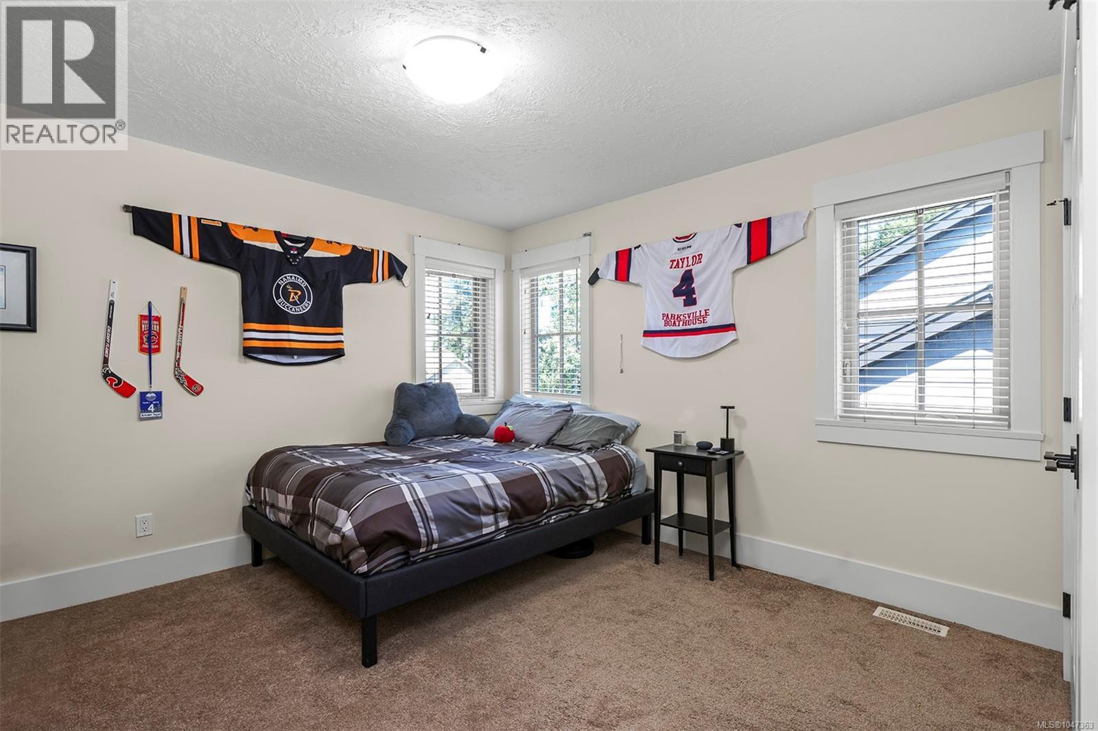 2967 Cascara Cres - 27
