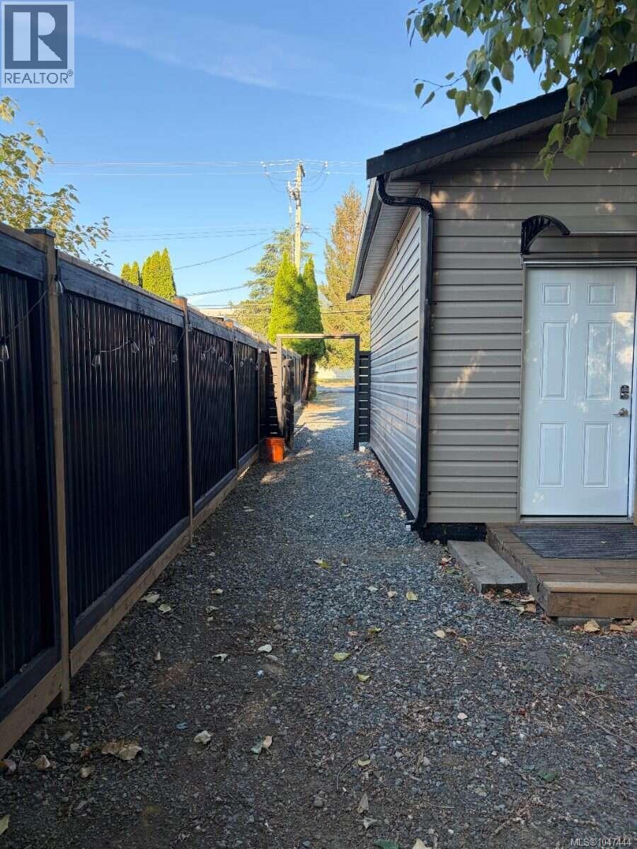 726 Bruce Ave - Image 27