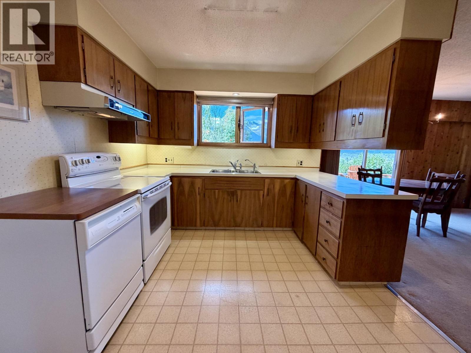 6640 SNAKE Road, Smithers