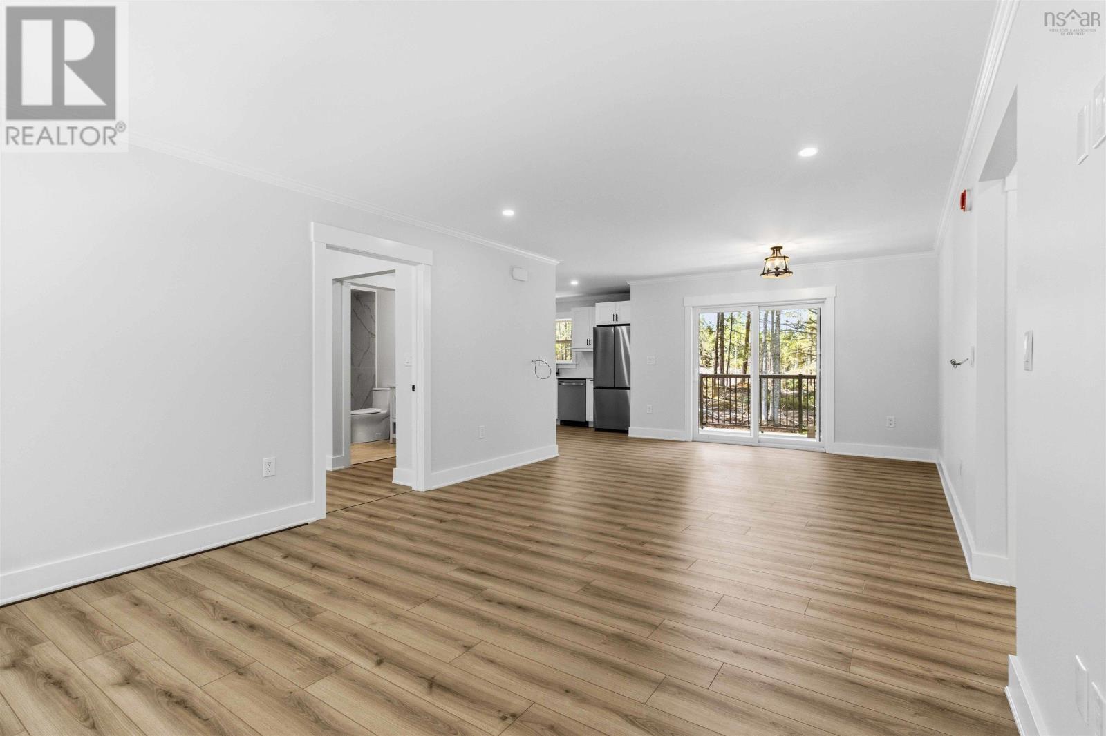 12 Clark Court - 11