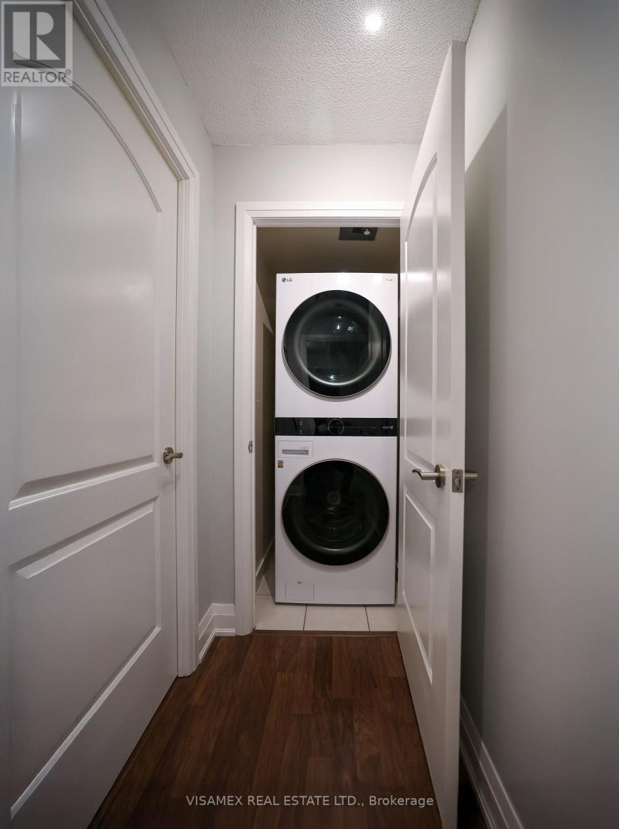 #210 20 NORTH PARK ROAD - 13