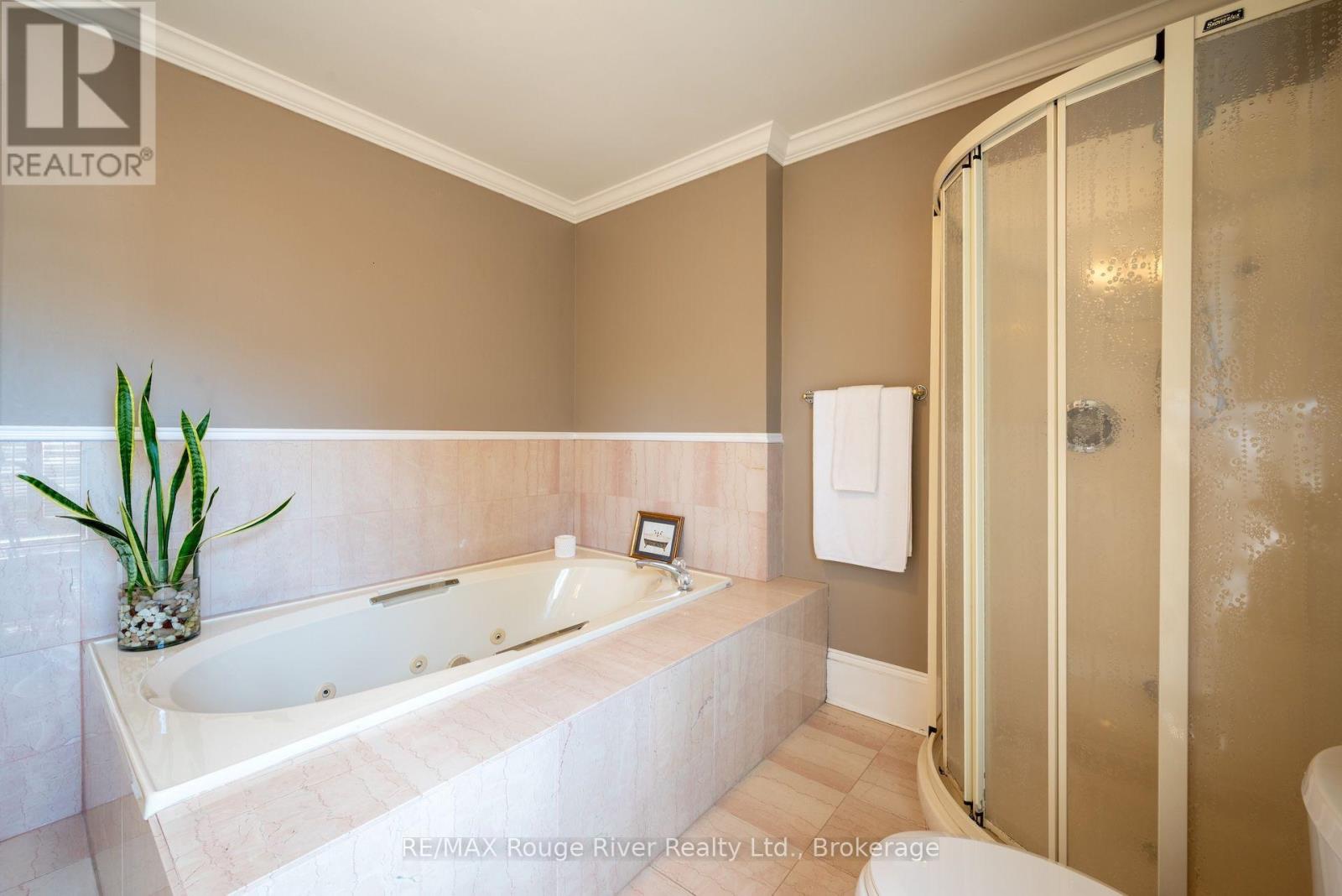 522 GEORGE STREET - Image 24