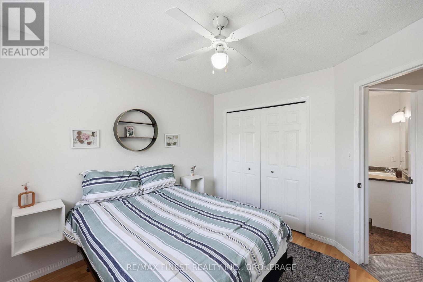 416 FIELDSTONE DRIVE - 25