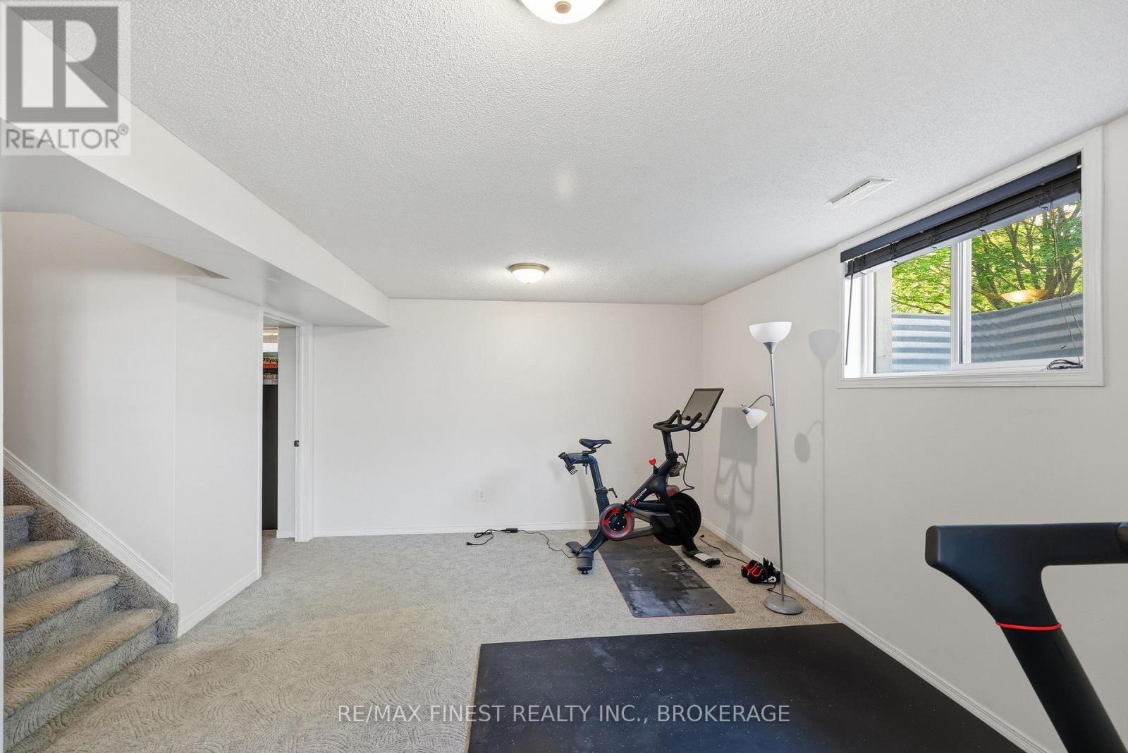 416 FIELDSTONE DRIVE - Image 30