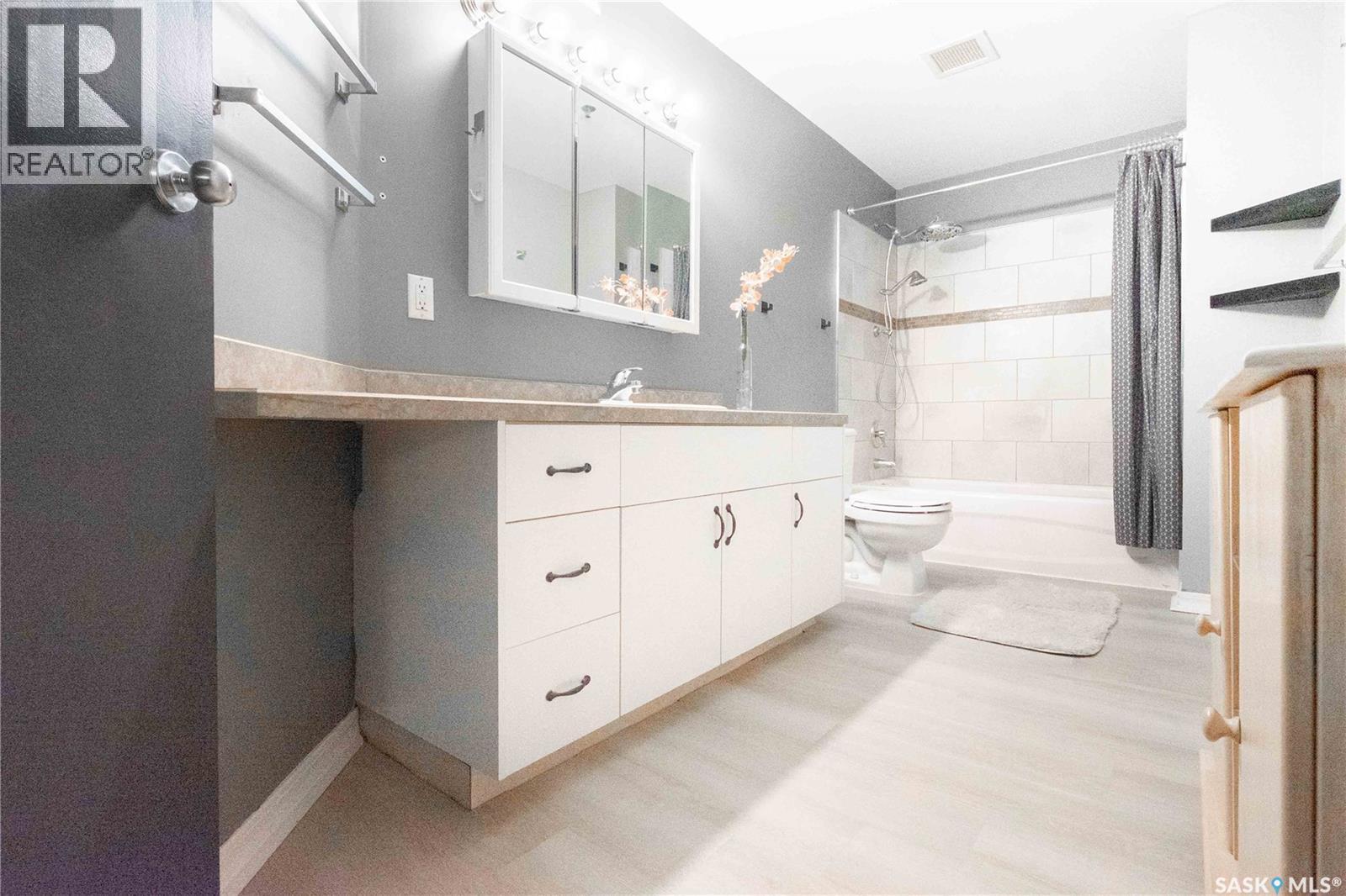 #403 1839 Scarth STREET - 19