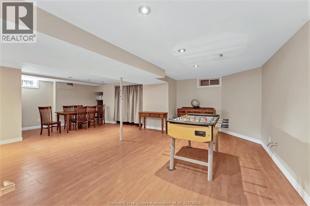 3417 WOODLAWN AVENUE - 23