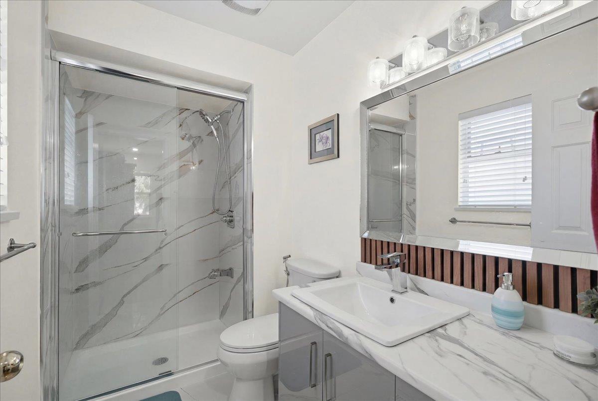 31015 UPPER MACLURE ROAD, Abbotsford