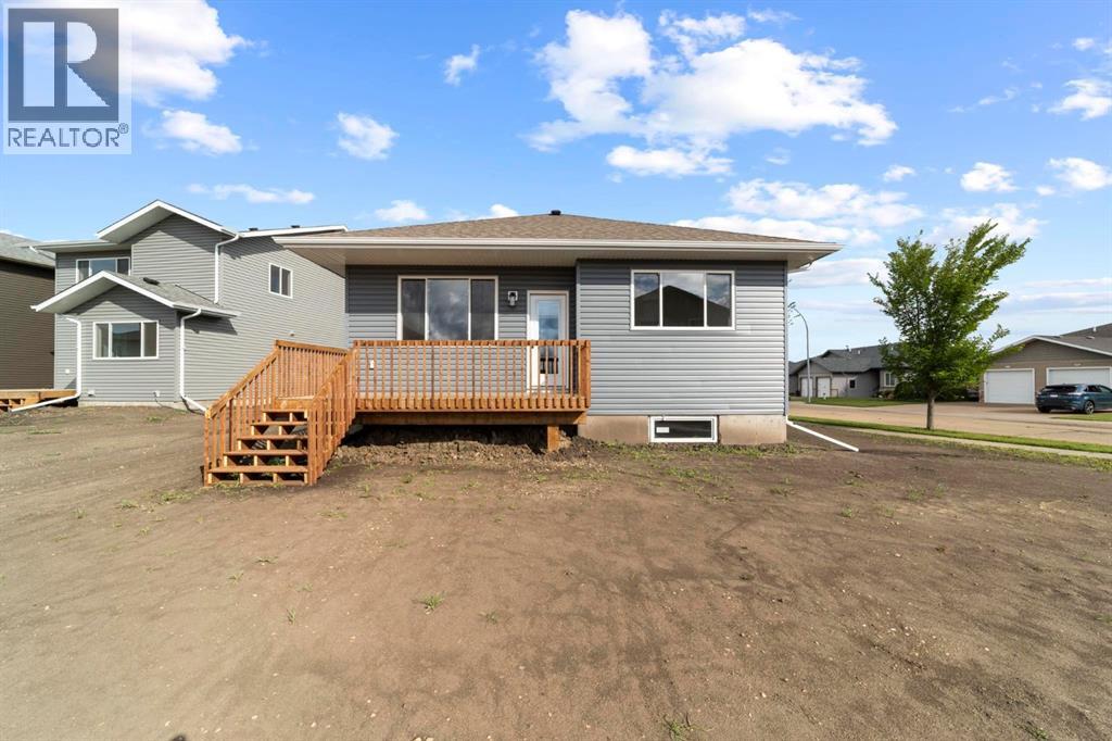 7501 38A Avenue - 24