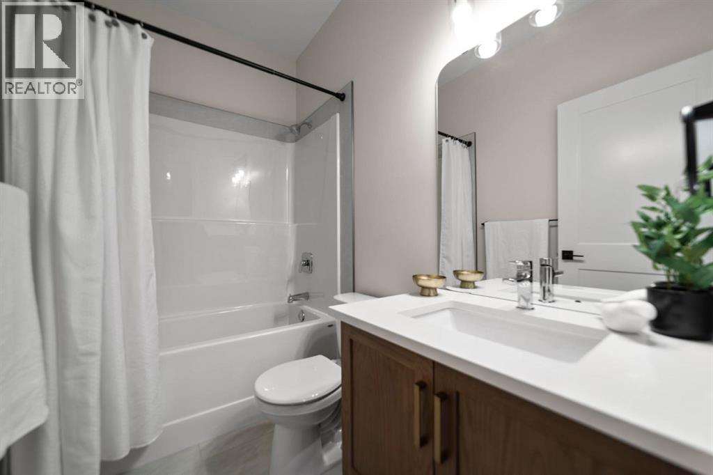 7501 38A Avenue - 19