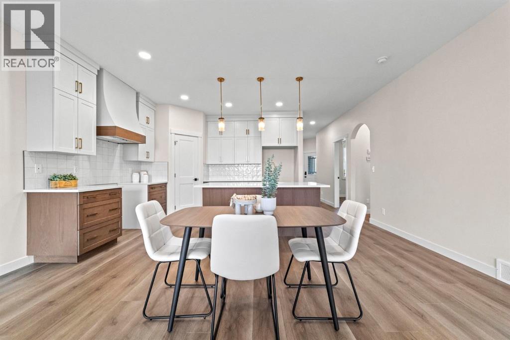 7501 38A Avenue - 12