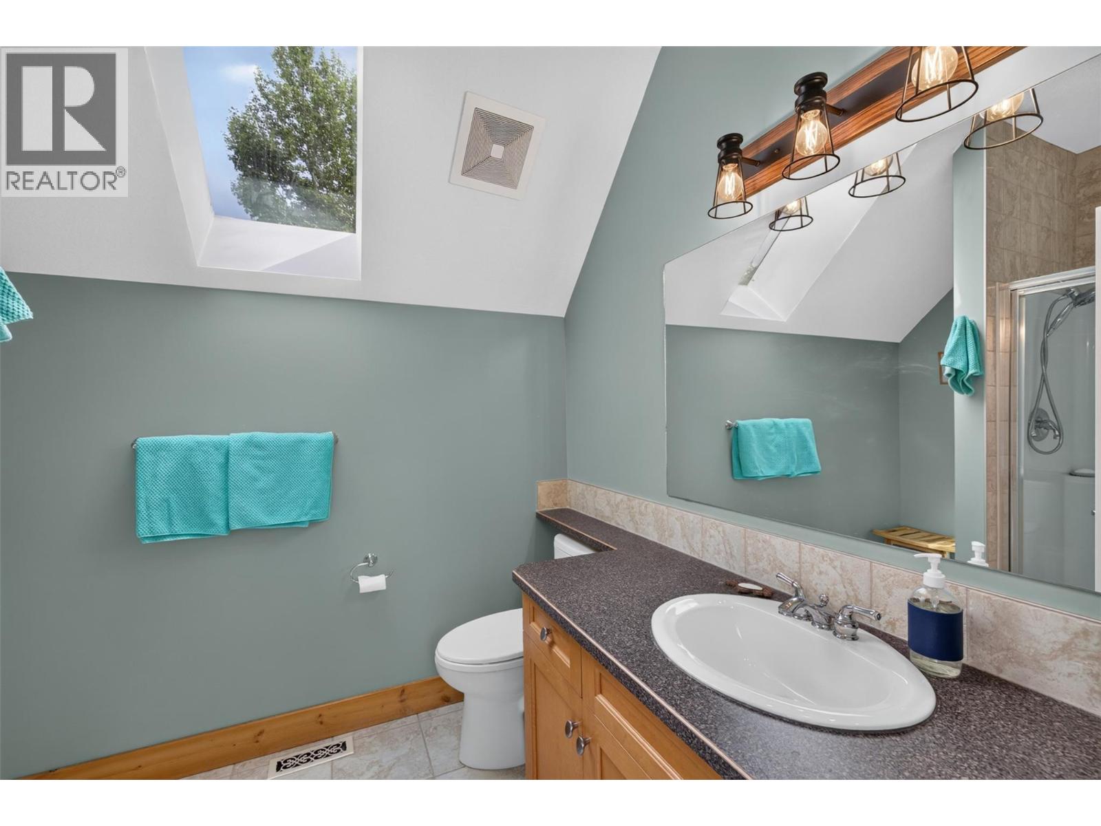 5853 JUNIPER Road, Fairmont Hot Springs