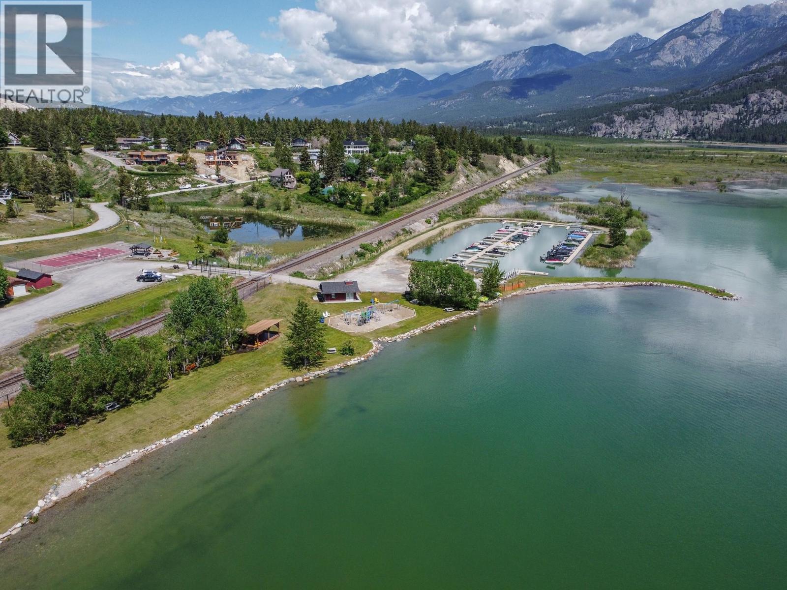 5853 JUNIPER Road, Fairmont Hot Springs