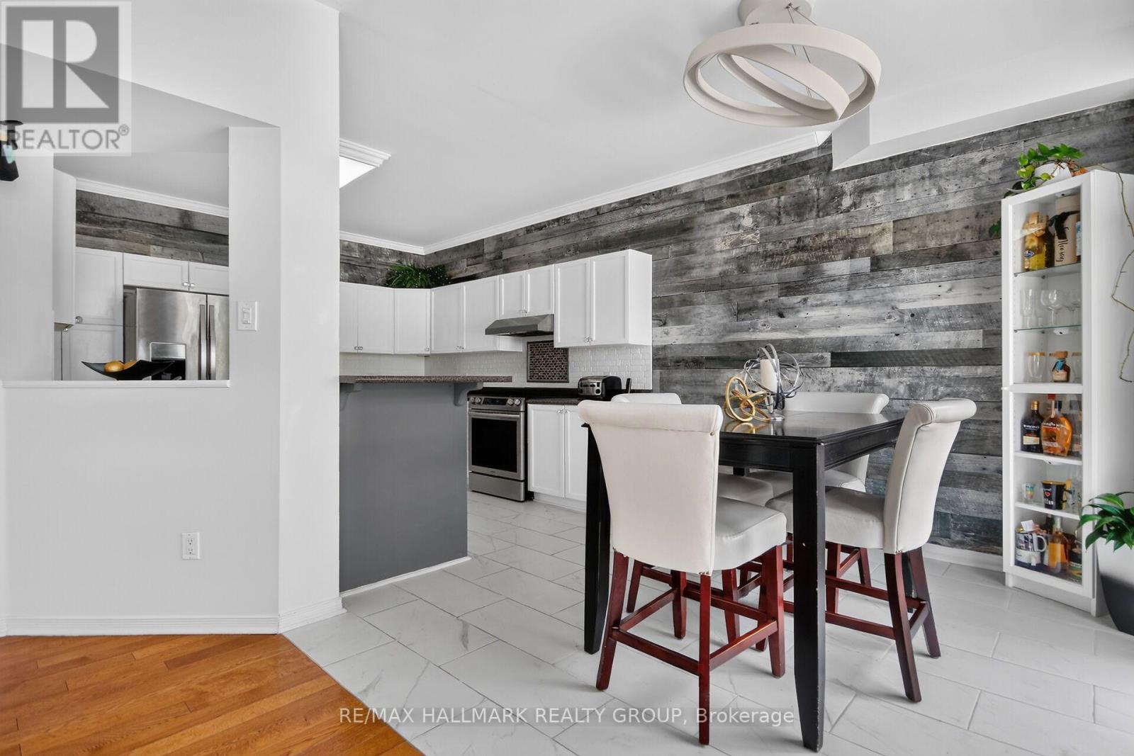 222 DEERCROFT AVENUE - 15