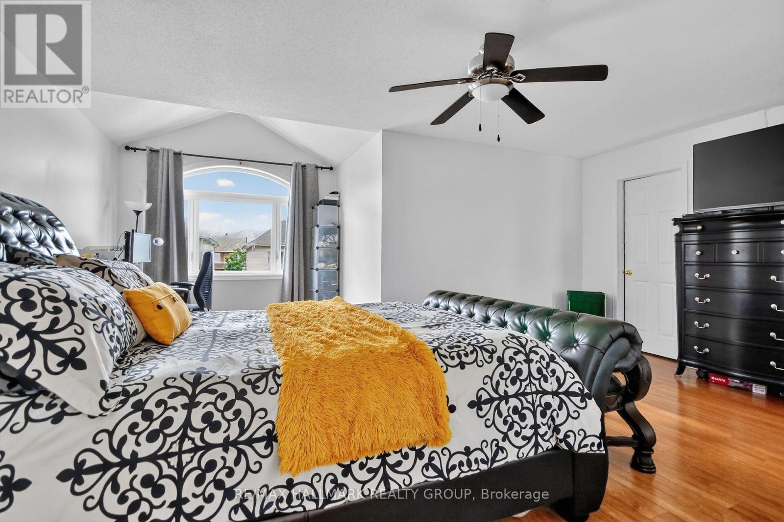 222 DEERCROFT AVENUE - Image 21