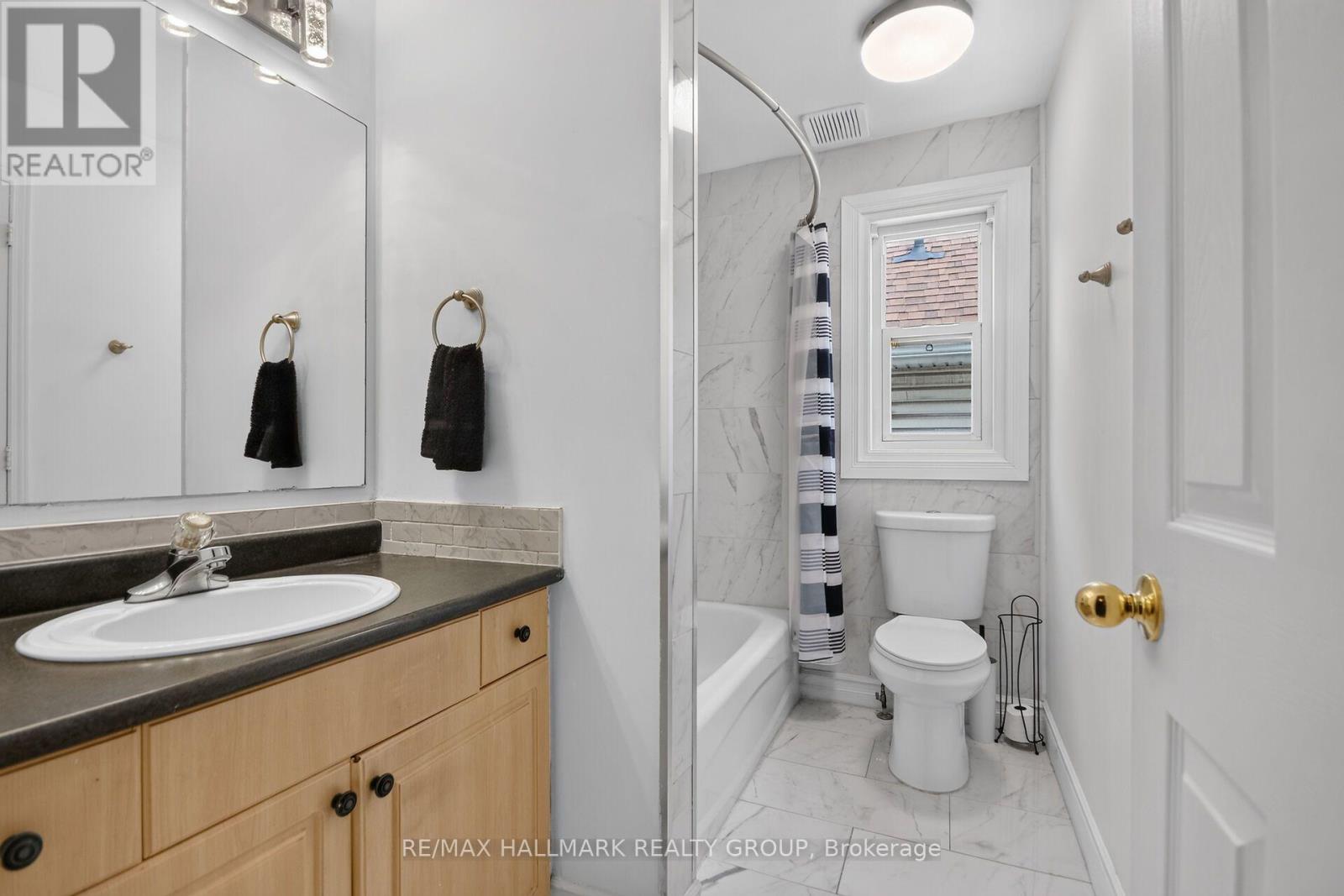 222 DEERCROFT AVENUE - 30
