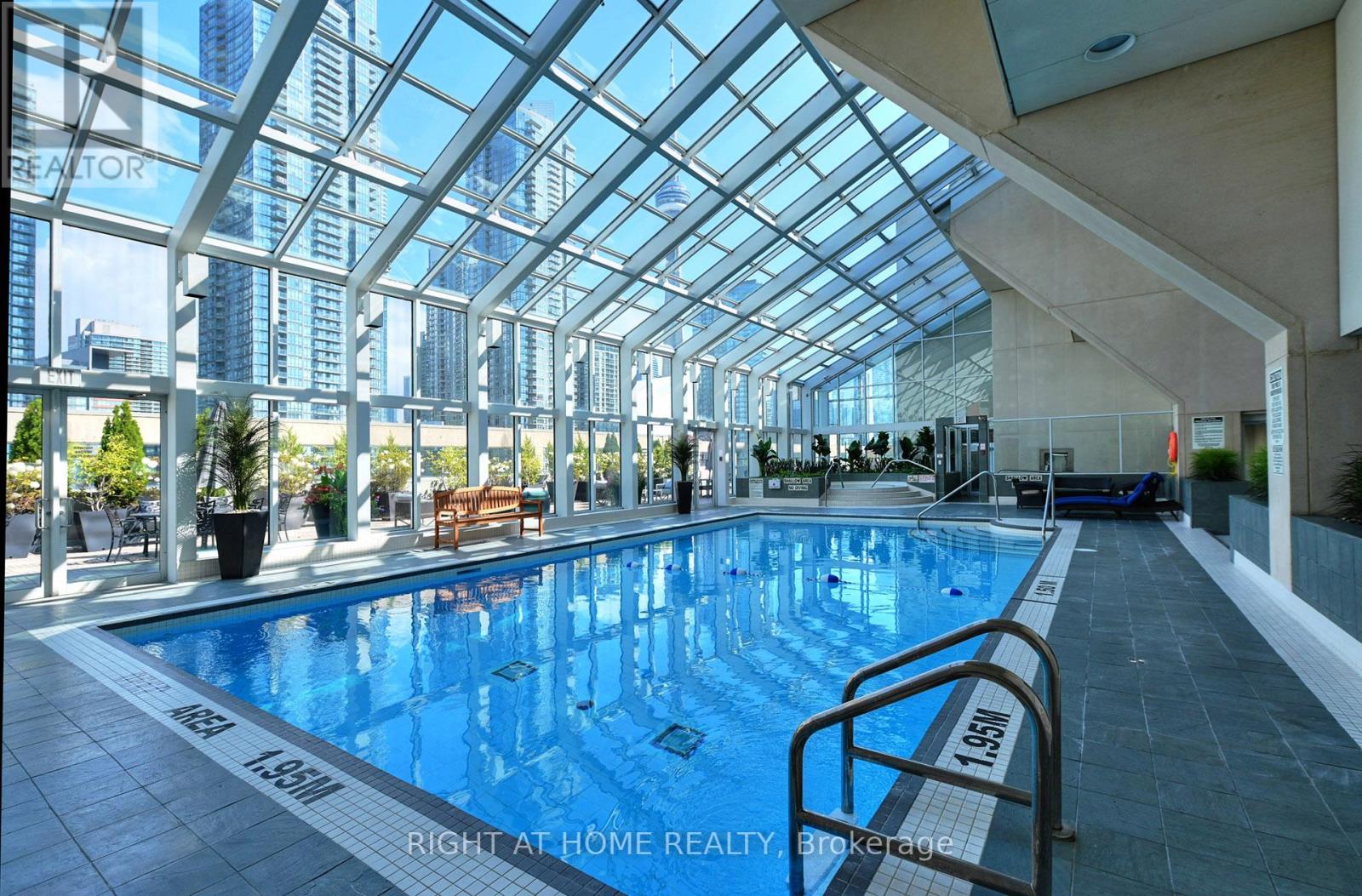 #202E 460 QUEENS QUAY W - Image 25