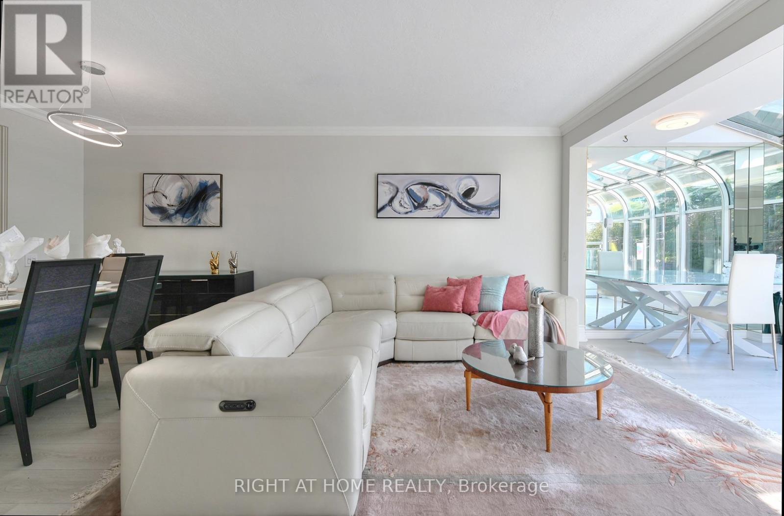 #202E 460 QUEENS QUAY W - 9