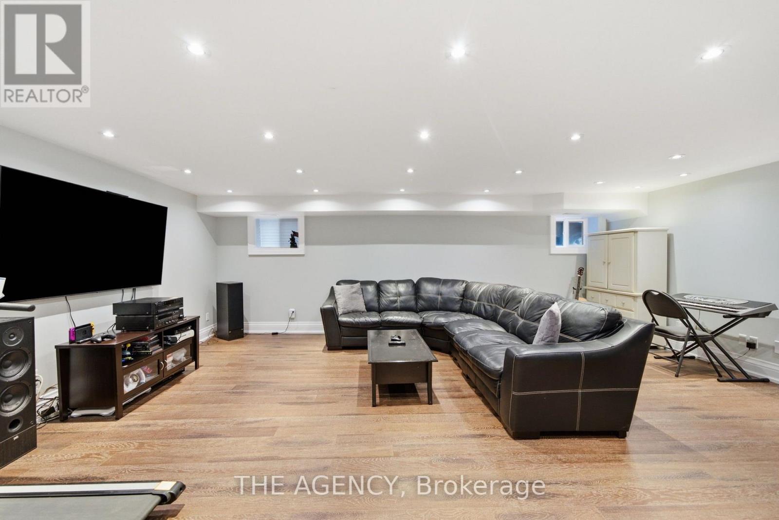 11 NORTHBROOK ROAD - Image 30