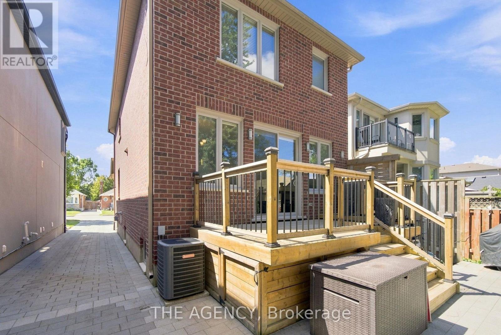 11 NORTHBROOK ROAD - Image 35