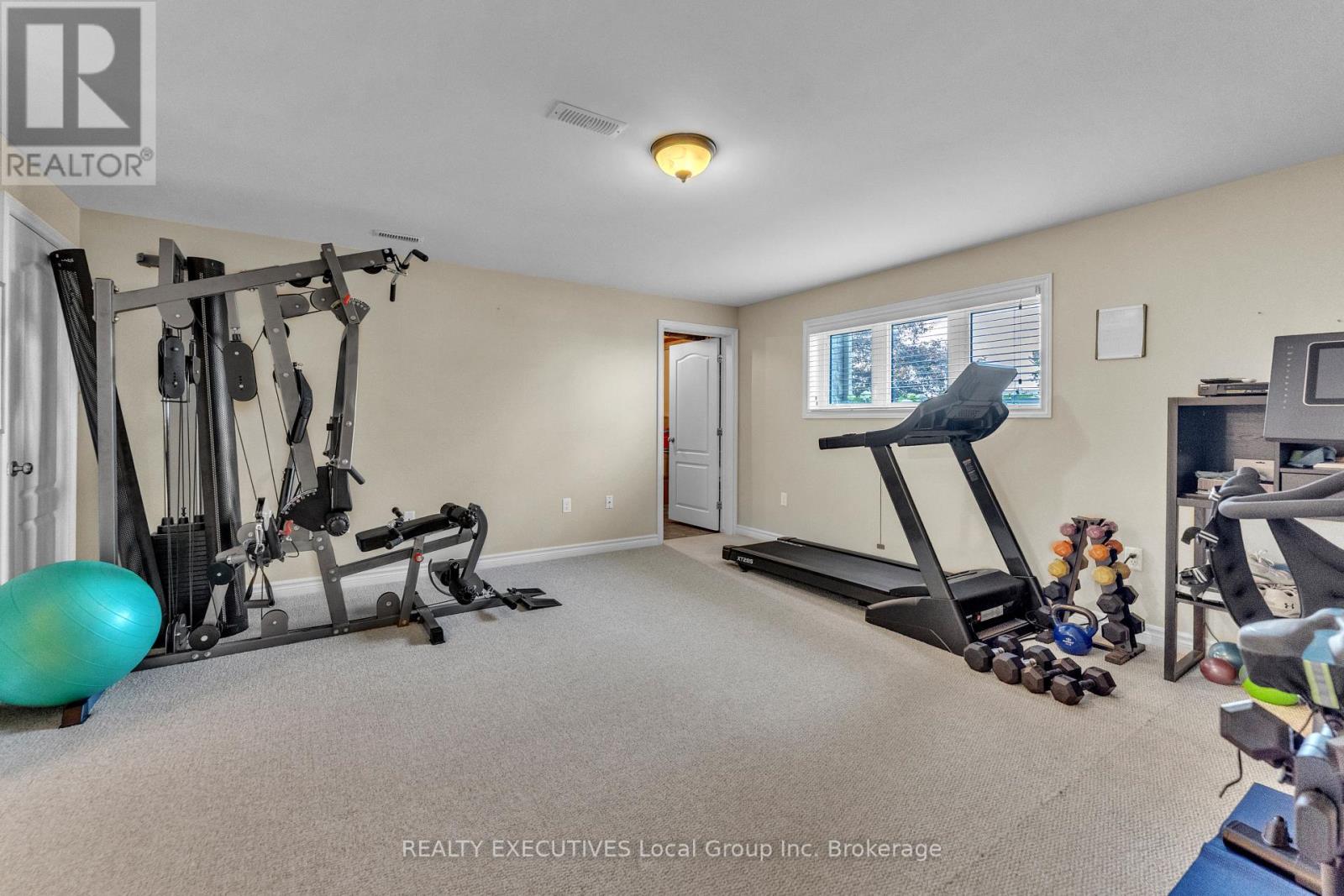124 FAIRWAY DRIVE - Image 48