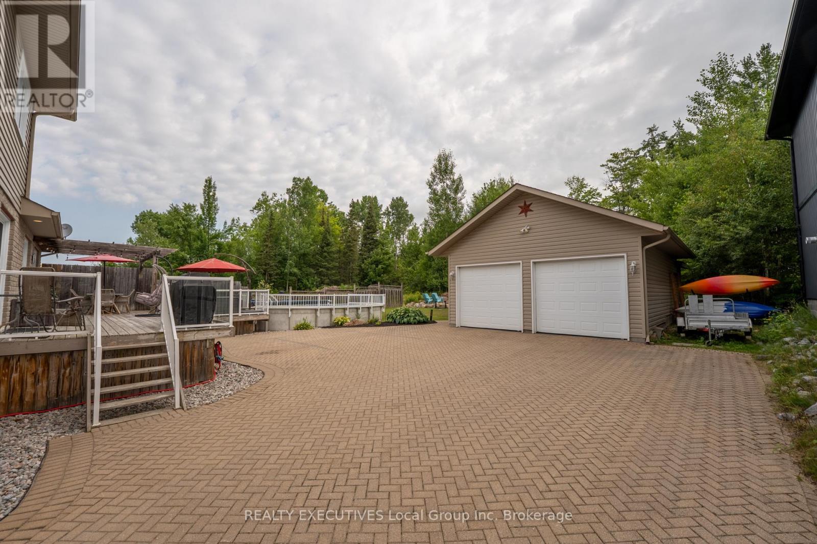 124 FAIRWAY DRIVE - Image 49