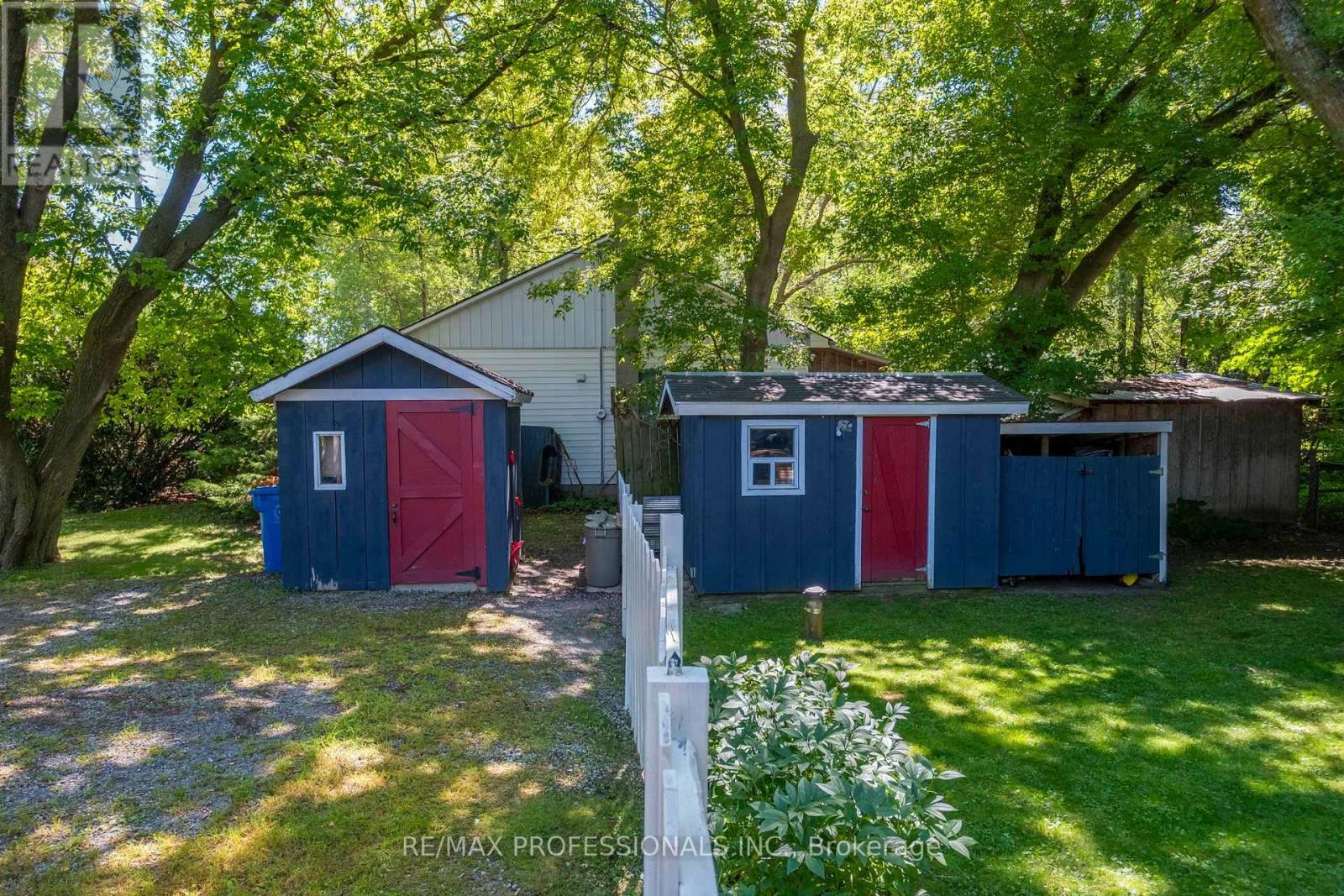 14 REBELLION WAY - Image 40
