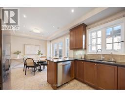 Family room - 19 Roseberry Road, Markham, ON L6G0C3 Photo 11