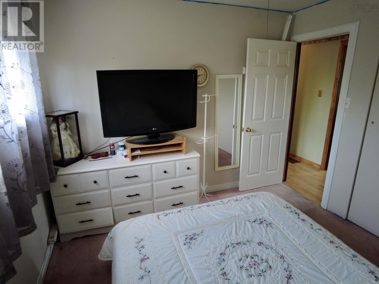 2901 Wyvern Road - Image 31