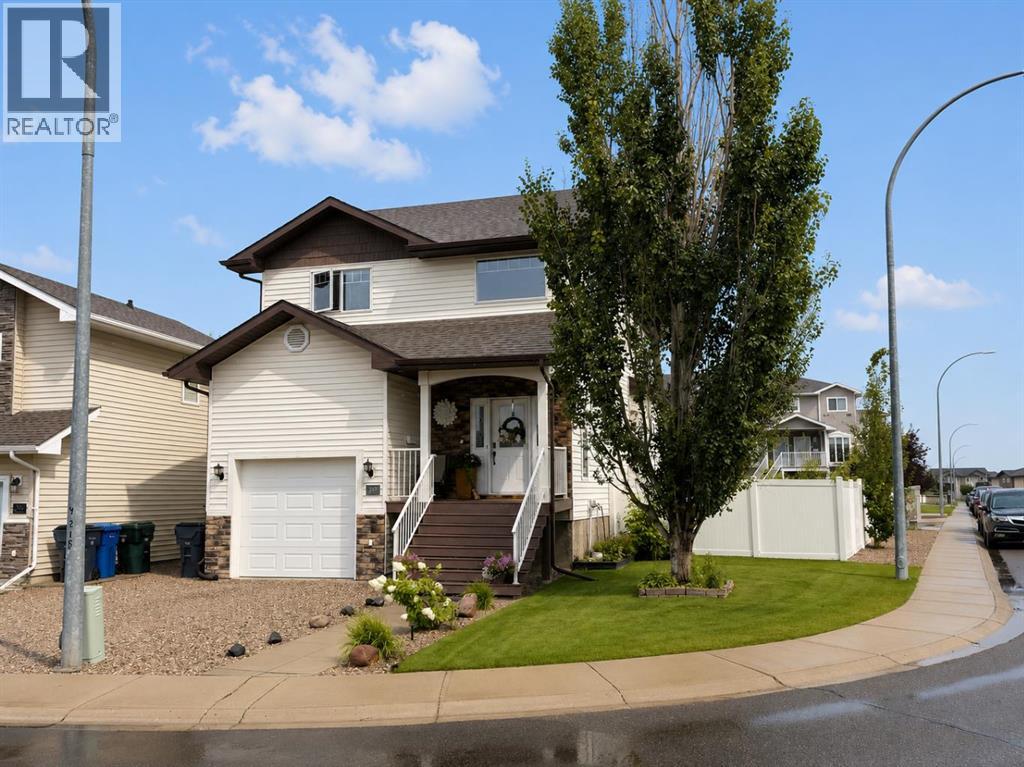 Property for sale at 230 Somerset Way SE