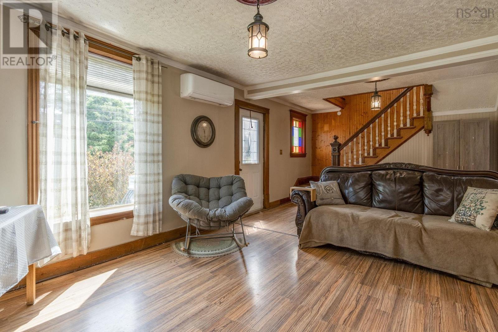 389 Bentley Road - 14