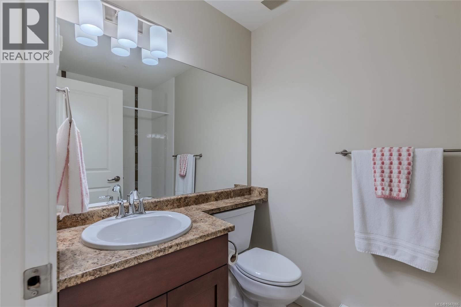 #404 5670 Edgewater Lane - 26