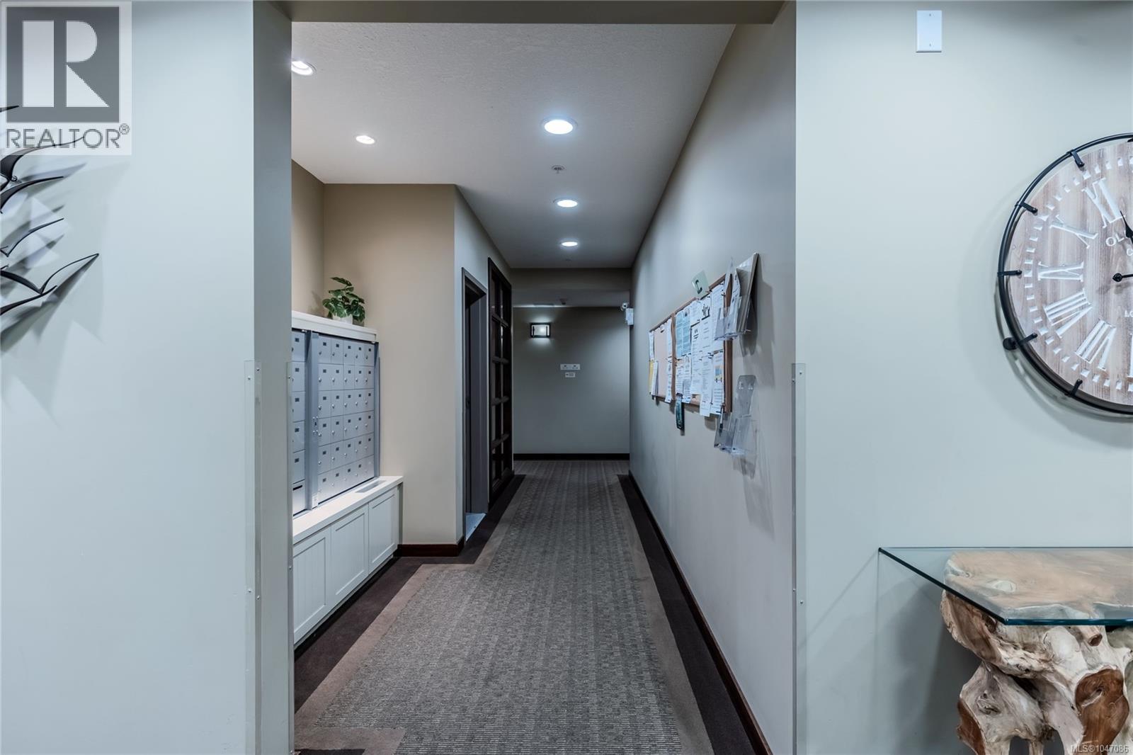 #404 5670 Edgewater Lane - Image 31