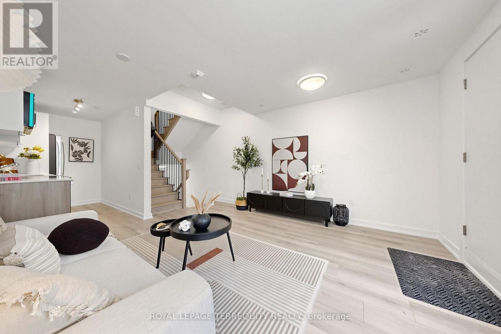 #66 10 CALAMINT LANE - Image 8