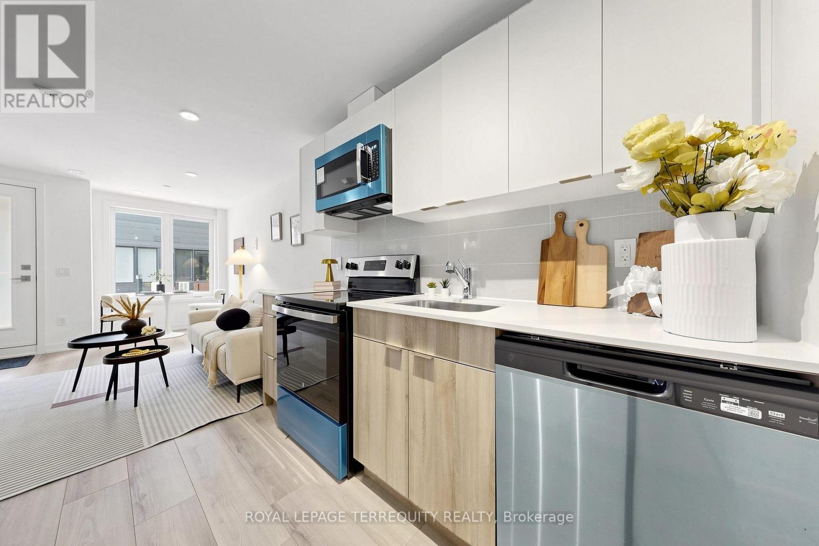 #66 10 CALAMINT LANE - Image 9