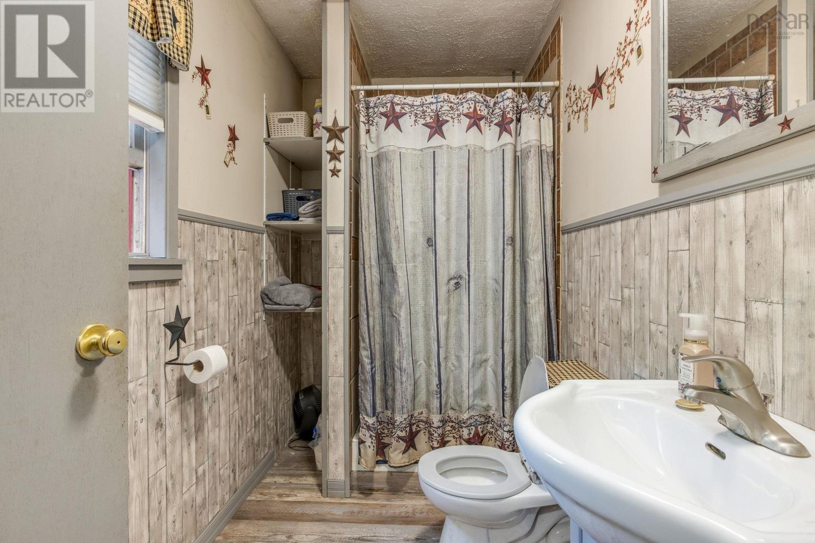 Property 34 of 50 of 389 Bentley Road